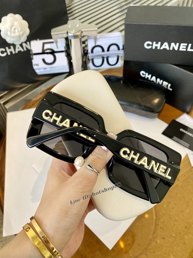 CHANEL專門店新款香奈兒方形黑色五金女士太陽鏡 CH71465 mmyj1184